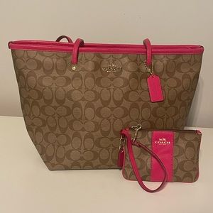 COACH Zipper Top Tote